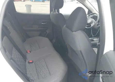 2025 Nissan Kicks Sv Intelligent Awd from USA, damaged, VIN 3N8AP6CB1SL300947